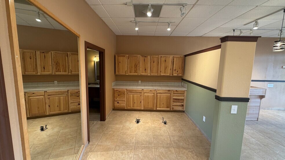 More Photos Of 1492 Us Highway 395 N, Gardnerville Unknown For Lease