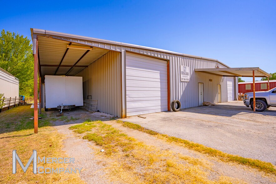 More Photos Of 12683 Rendon Rd, Burleson Manufacturing For Sale