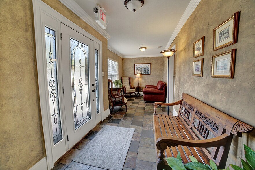 More Photos Of 113 Glenn Ave, Trussville Office Residential For Sale