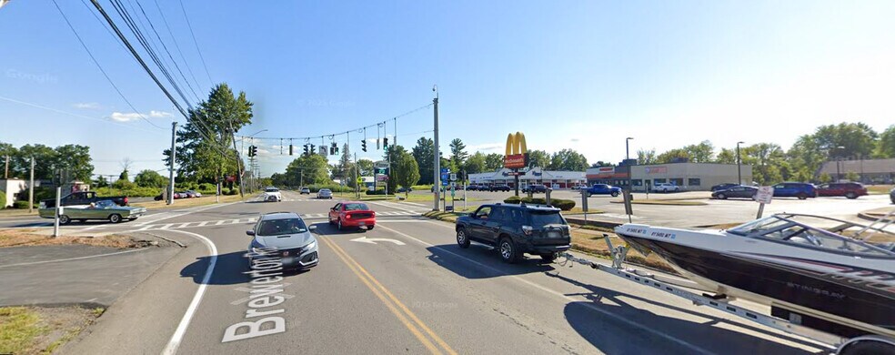 More Photos Of 9543 Brewerton Rd, Brewerton Drugstore For Sale