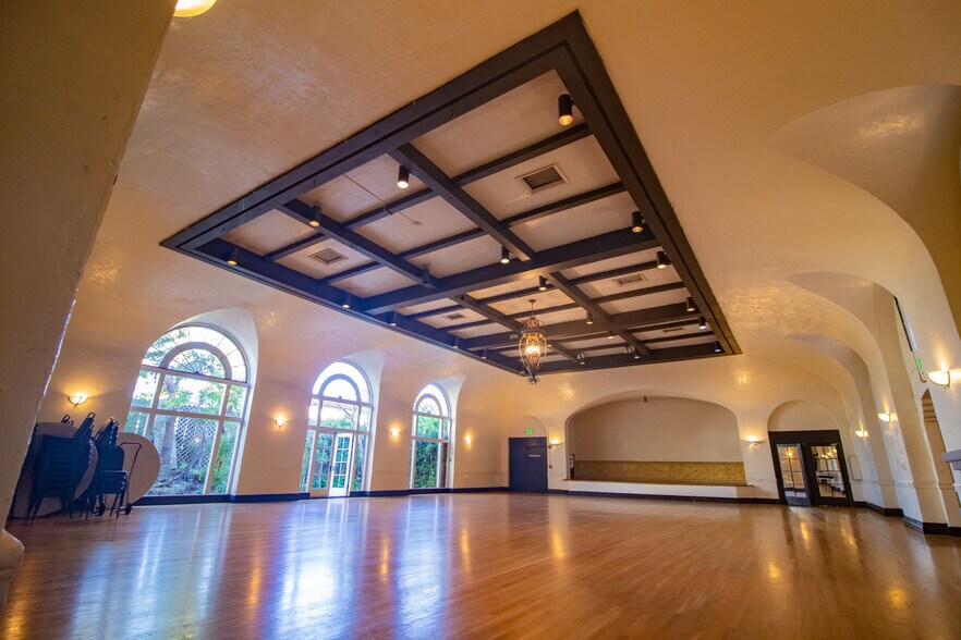 More Photos Of 1415-1419 Broadway, Alameda Apartments For Sale
