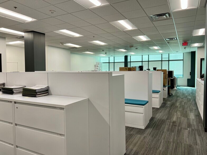 More Photos Of 38219 Mound Rd, Sterling Heights Office For Lease