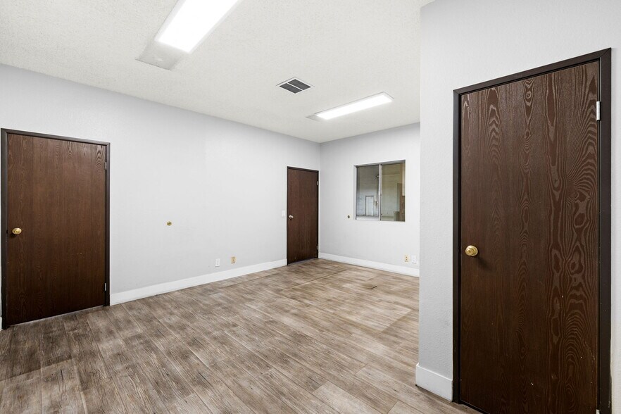 More Photos Of 2-72 N Central Ave, Upland Warehouse For Sale