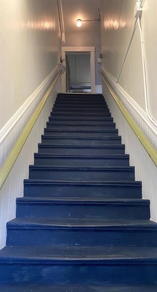 More Photos Of 36-38 Opera House Sq, Claremont Restaurant For Sale