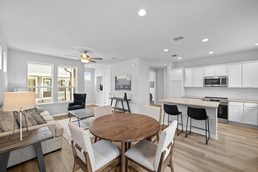 More Photos Of Garten Haus at Solms Landing, New Braunfels Specialty For Sale