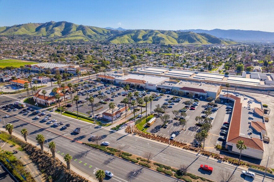 More Photos Of 3400-3470 La Sierra Ave, Riverside Unknown For Lease