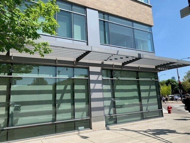 More Photos Of 558 W Webster Ave, Chicago Apartments For Lease