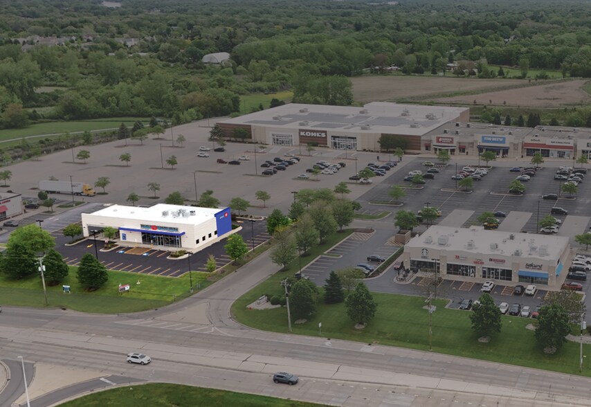 Primary Photo Of 2400 N Richmond Rd, Mchenry Freestanding For Sale