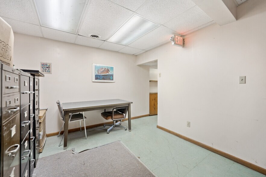 More Photos Of 560 W Pike St, Canonsburg Office Residential For Sale