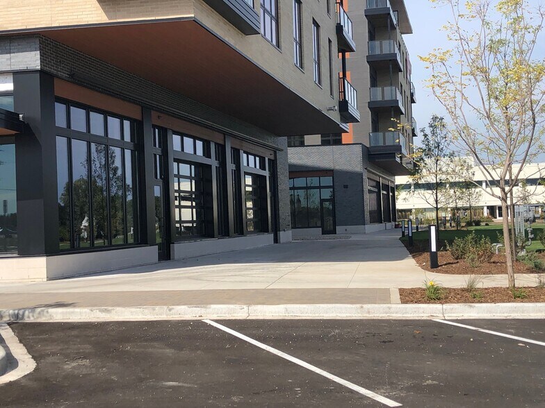 More Photos Of 711 Grace St, Bayside Apartments For Lease