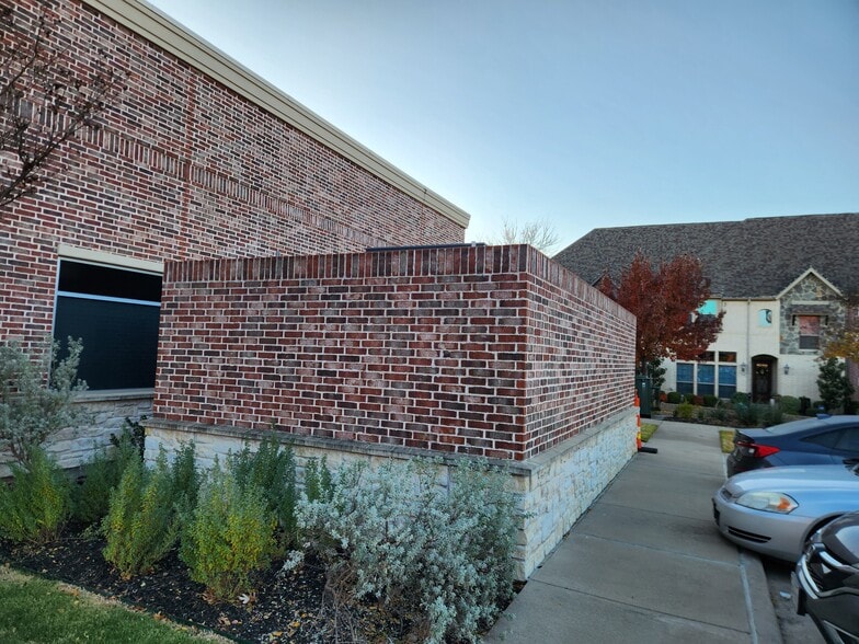 More Photos Of 1220 Keller Pky, Keller Healthcare For Sale