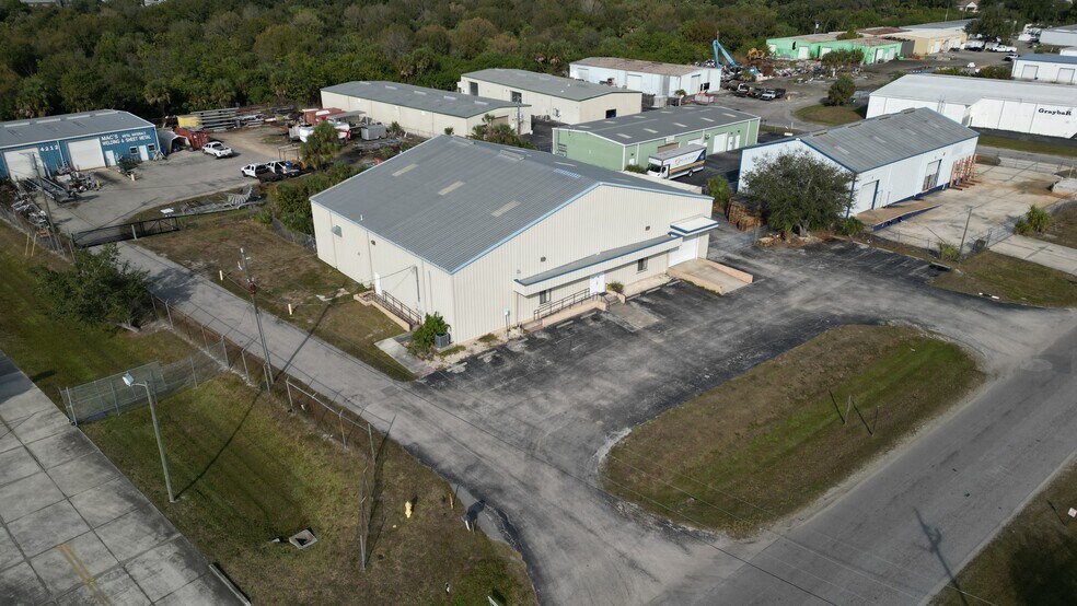 More Photos Of 4210 Whidden Blvd, Port Charlotte Warehouse For Sale