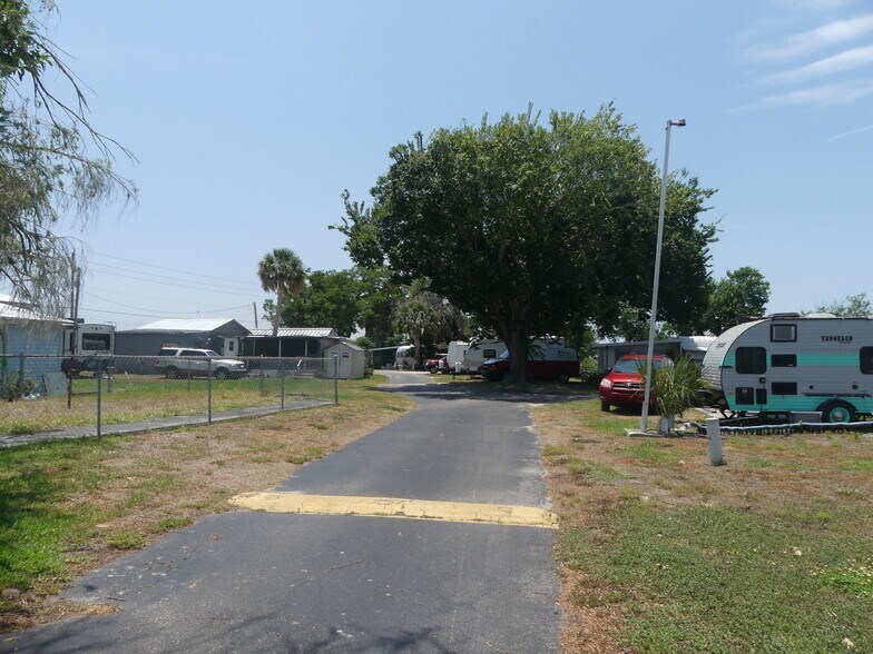 More Photos Of 8791 FL-78 Hwy, Okeechobee Manufactured Housing Mobile Home Park For Sale