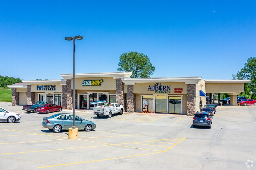 Primary Photo Of 1103 S US Highway 169, Smithville Storefront Retail Office For Lease