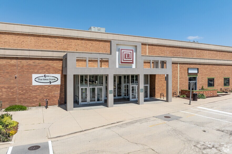 More Photos Of 100 Lincoln Sq, Urbana Unknown For Lease