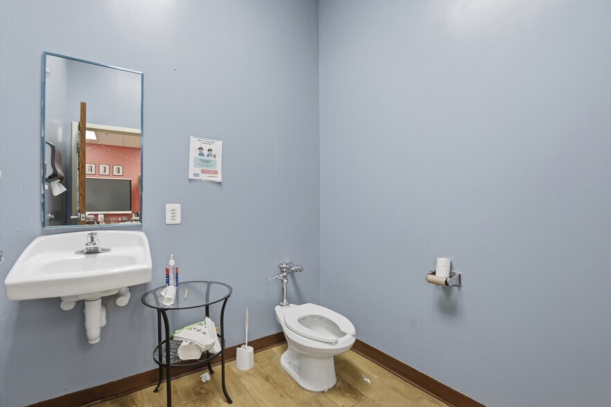 More Photos Of 10713 Tidewater Trl, Fredericksburg Schools For Sale