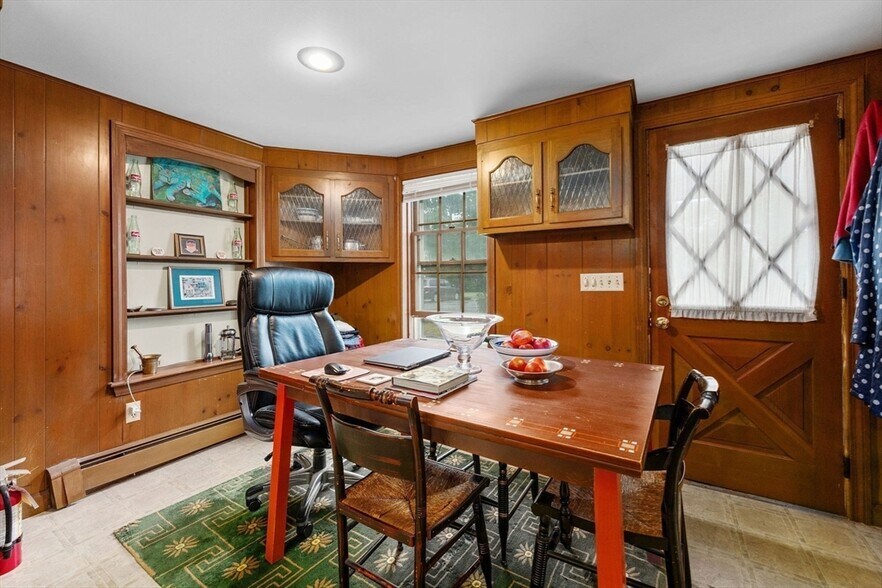 More Photos Of 53 School St, Hyannis Apartments For Sale