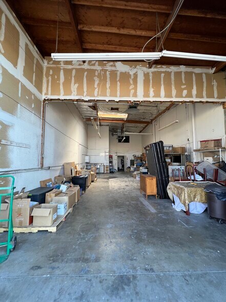 More Photos Of 3250 Monier Cir, Rancho Cordova Manufacturing For Lease