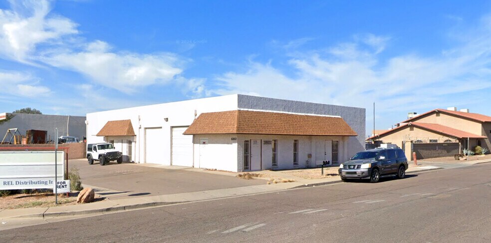 More Photos Of 6802 W Frier Dr, Glendale Warehouse For Sale