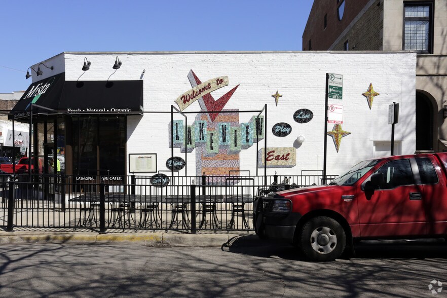 More Photos Of 2923 N Broadway St, Chicago Storefront For Lease