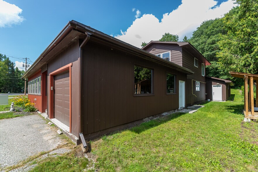 More Photos Of 2831 60 highway, Dwight General Retail For Sale