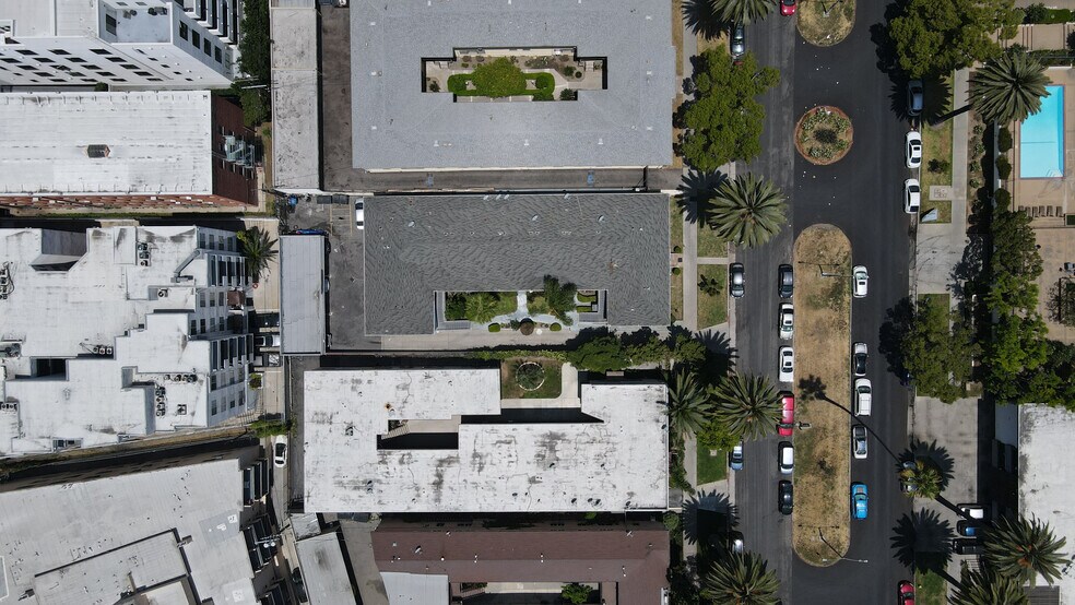 More Photos Of 343 S Occidental Blvd, Los Angeles Apartments For Sale