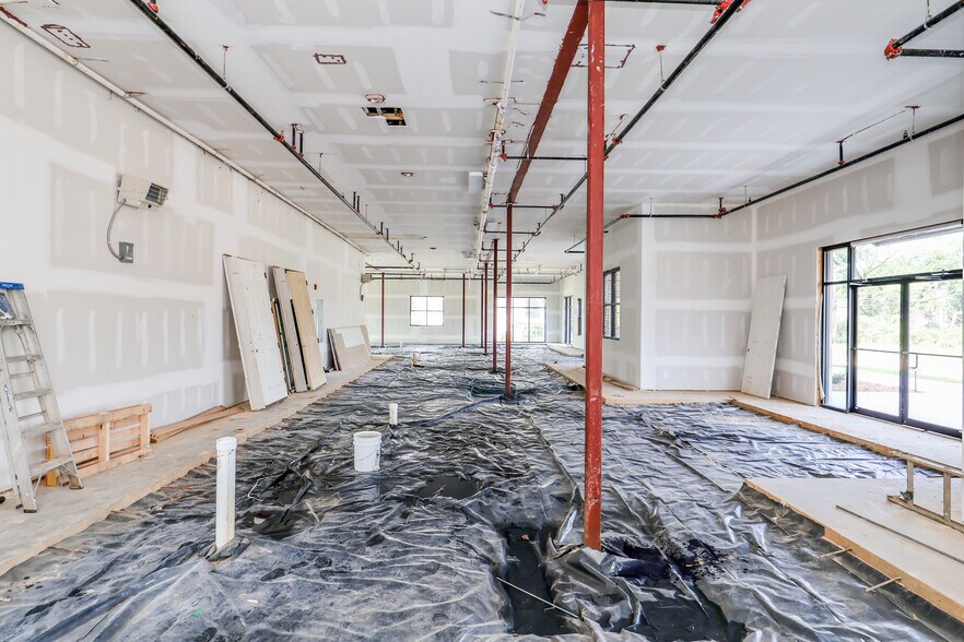 More Photos Of 1004 N Lamar Blvd, Oxford Apartments For Lease