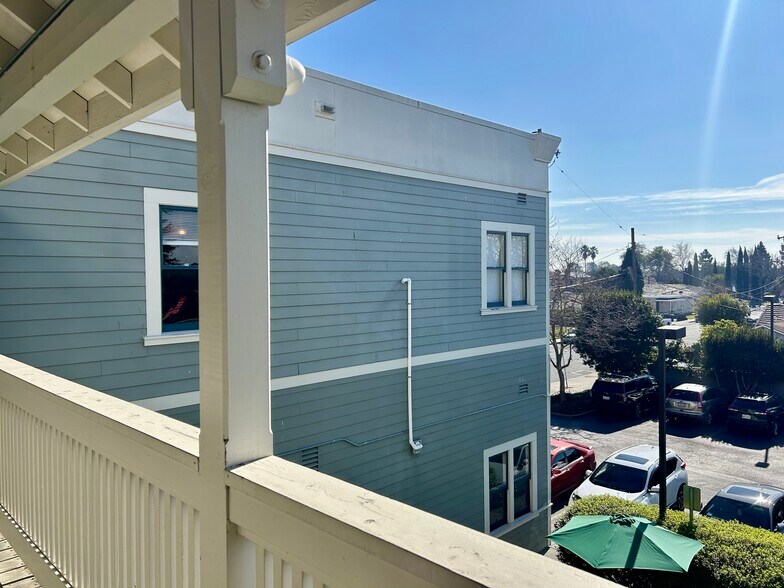 More Photos Of 3902-3920 Smith St, Union City Unknown For Lease
