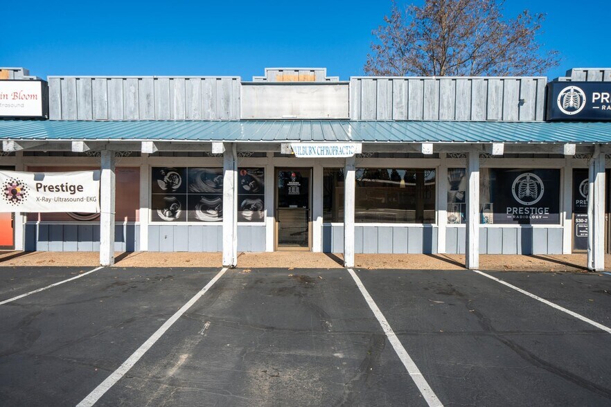 More Photos Of 1556 Hartnell Ave, Redding Office For Sale