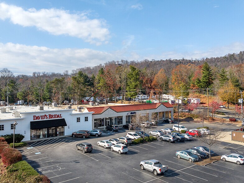 More Photos Of 265-273 Tunnel Rd, Asheville Freestanding For Sale