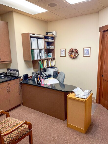 More Photos Of 218-220 S 38th St, Tacoma Medical For Sale