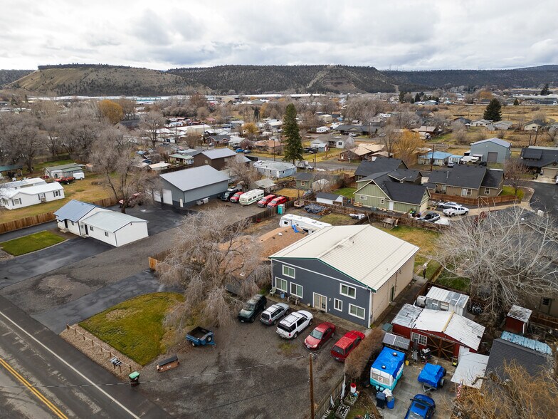 More Photos Of 1505 NW Harwood Ave, Prineville Apartments For Sale