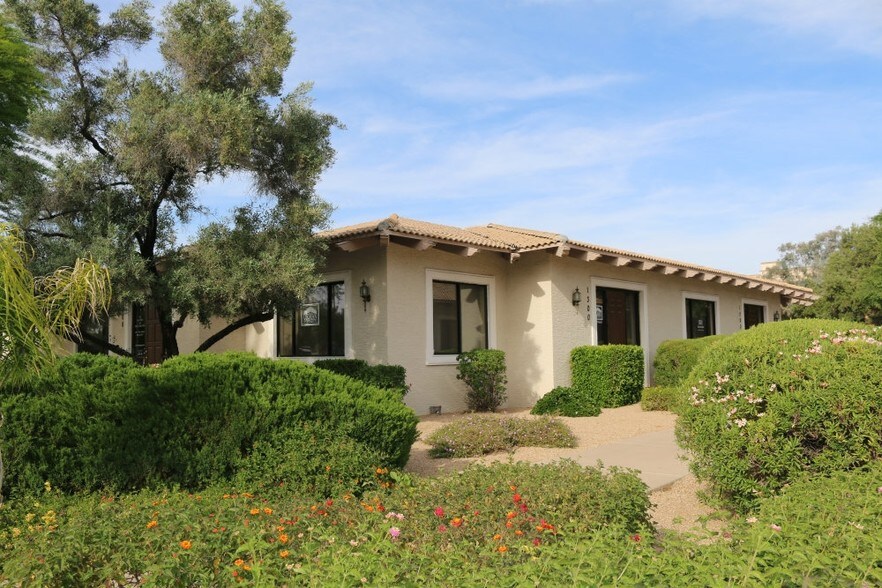 More Photos Of 10505 N 69th St, Scottsdale Office For Lease