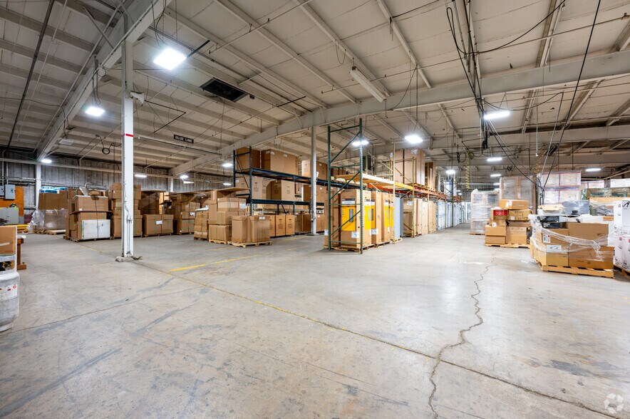 More Photos Of 901 E Maryland St, Indianapolis Manufacturing For Lease