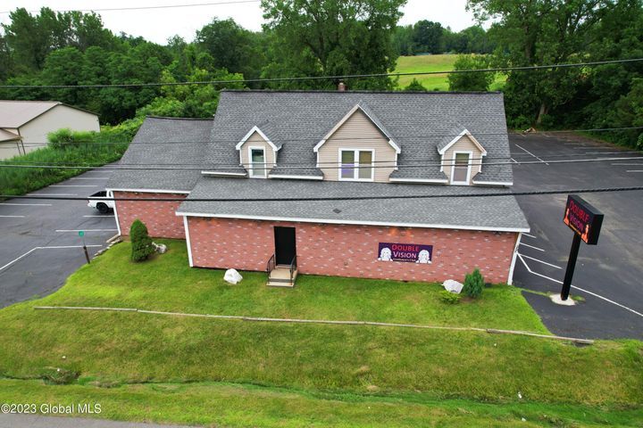 More Photos Of 1915 Us-9, Clifton Park Freestanding For Sale