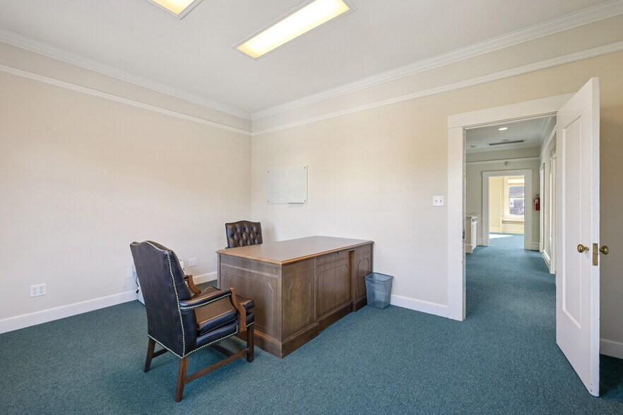 More Photos Of 1424 Chapin Ave, Burlingame Office For Lease