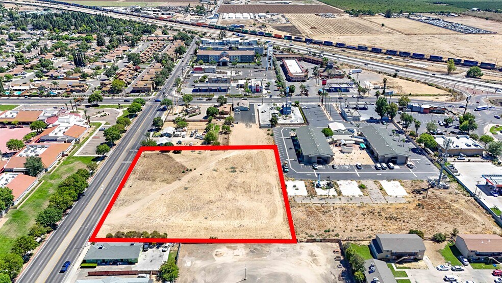 More Photos Of 125 N Parsons Ave, Merced Land For Sale