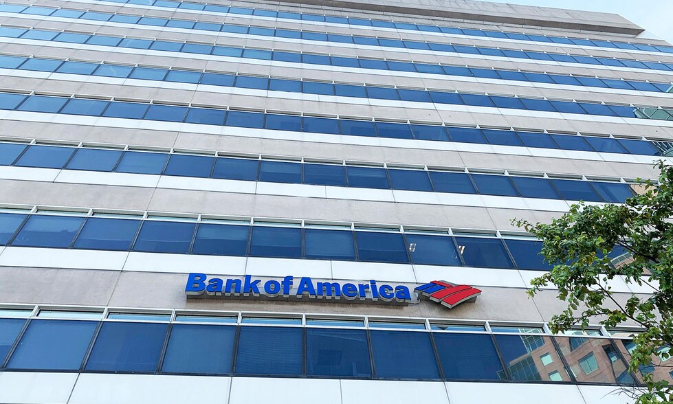 More Photos Of 10-12 Fountain Plaza, Buffalo Office For Lease