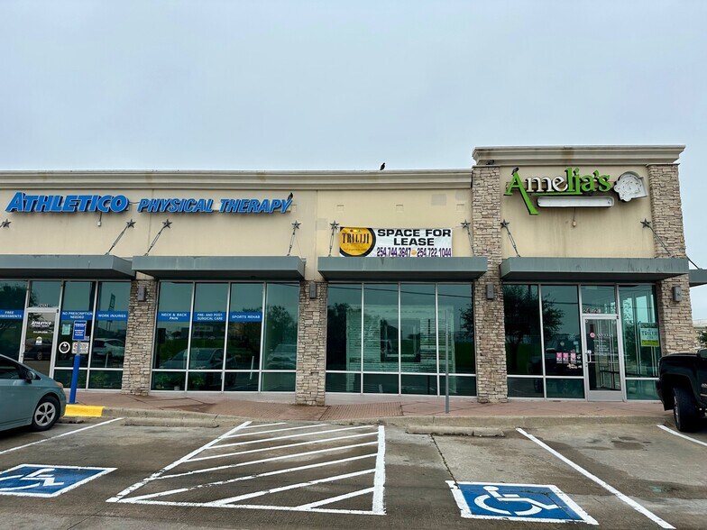 More Photos Of 2452 W Loop 340, Waco Freestanding For Lease