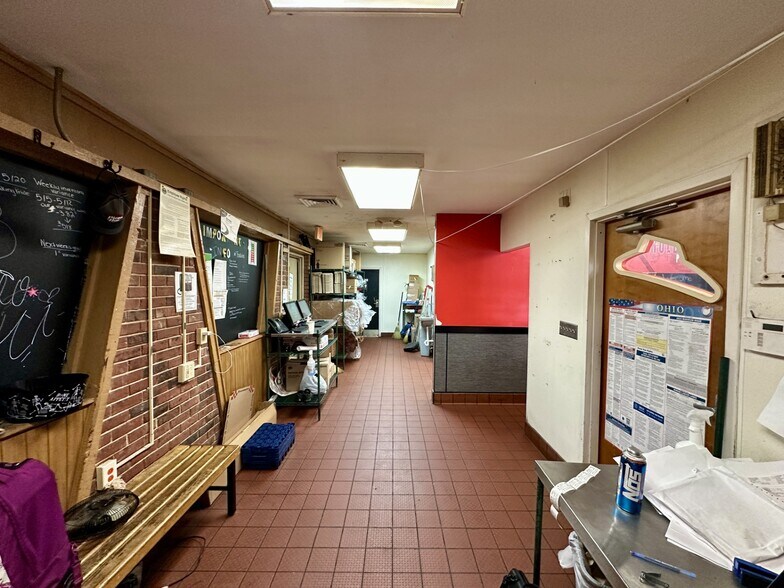 More Photos Of 6736 E Main St, Reynoldsburg Fast Food For Sale