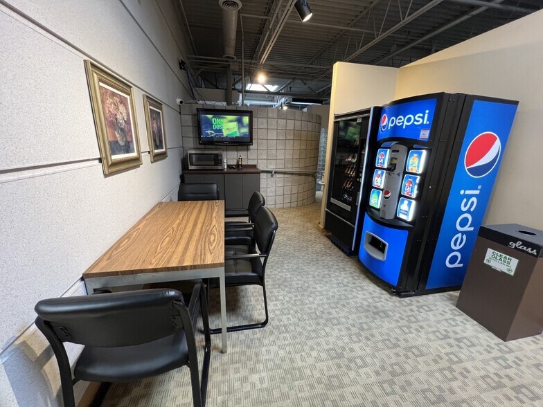 More Photos Of 634 Alpha Dr, Pittsburgh Office For Lease