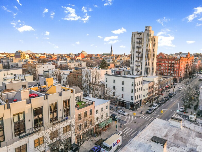 More Photos Of 210 Franklin St, Brooklyn Storefront Retail Residential For Sale