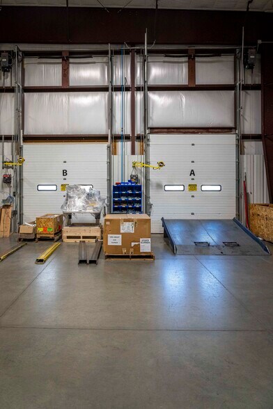 More Photos Of 1941 SW 6th St, Lincoln Warehouse For Sale