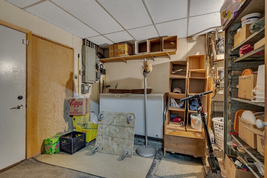 More Photos Of 531 Railroad Ave, Albany General Retail For Sale
