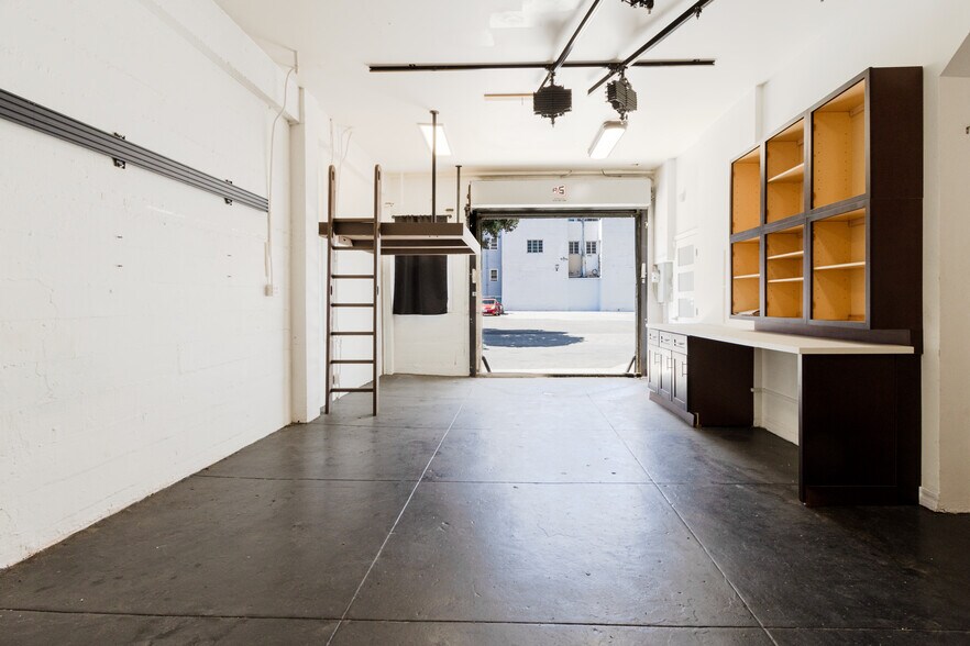 More Photos Of 30-32 Laskie St, San Francisco Service For Sale