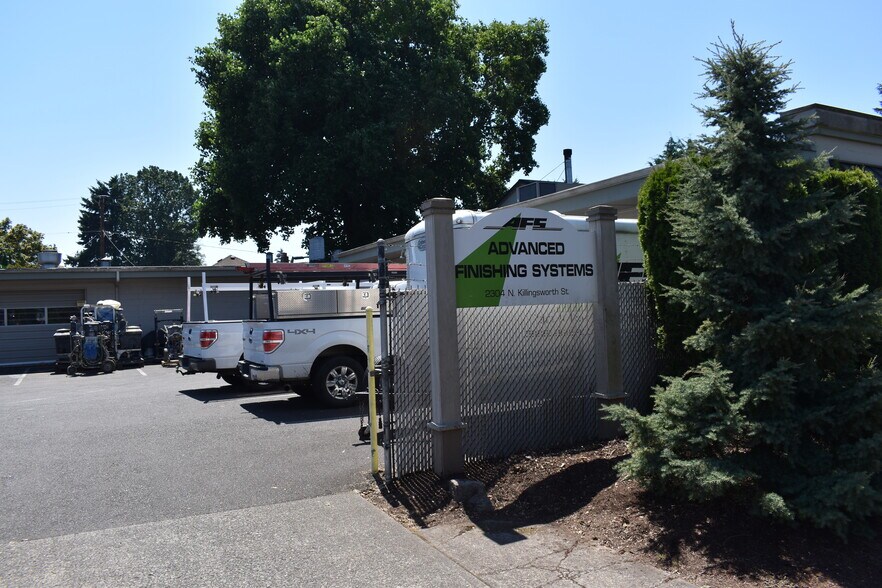 More Photos Of 2304 N Killingsworth St, Portland Warehouse For Sale