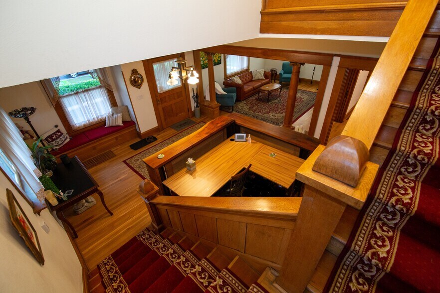 More Photos Of 340 NW 7th St, Corvallis Office For Sale