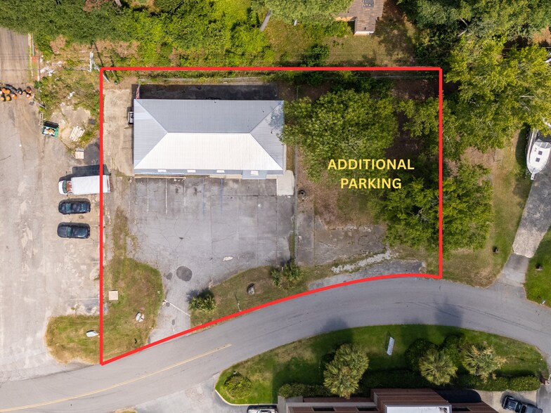 More Photos Of 123 Lawand Dr, Columbia Office Residential For Sale