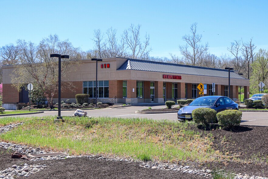 More Photos Of 6542 Lower York Rd, New Hope Unknown For Lease