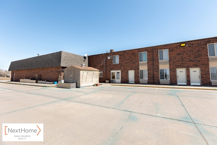 More Photos Of 2093 W Oklahoma Ave, Ulysses Hotel For Sale